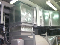 Fabricación de conductos de ventilación sistema de extracción HVAC taller de descontaminación.